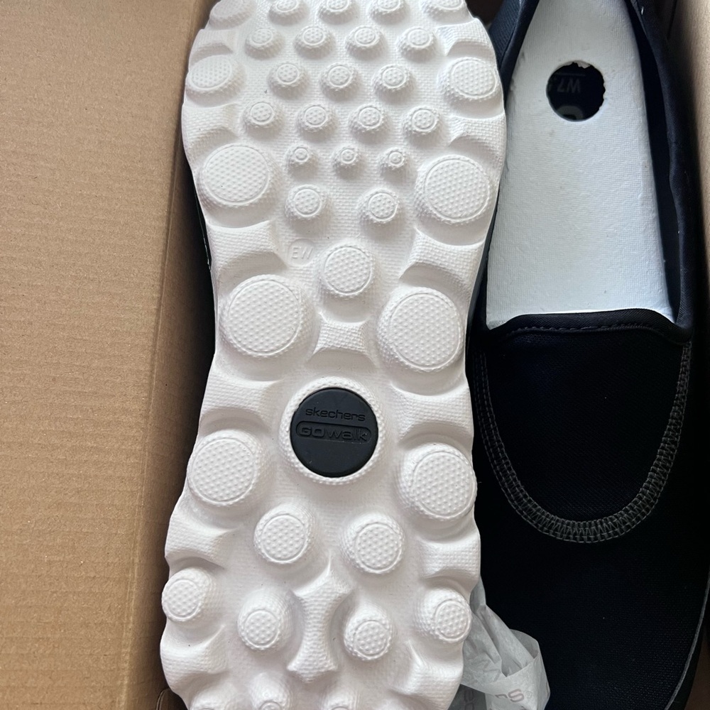 Skechers Black and White Women's Slip-On Sneakers - Picture 3 of 4